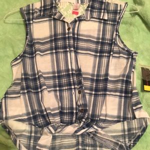 A brand new plaid top